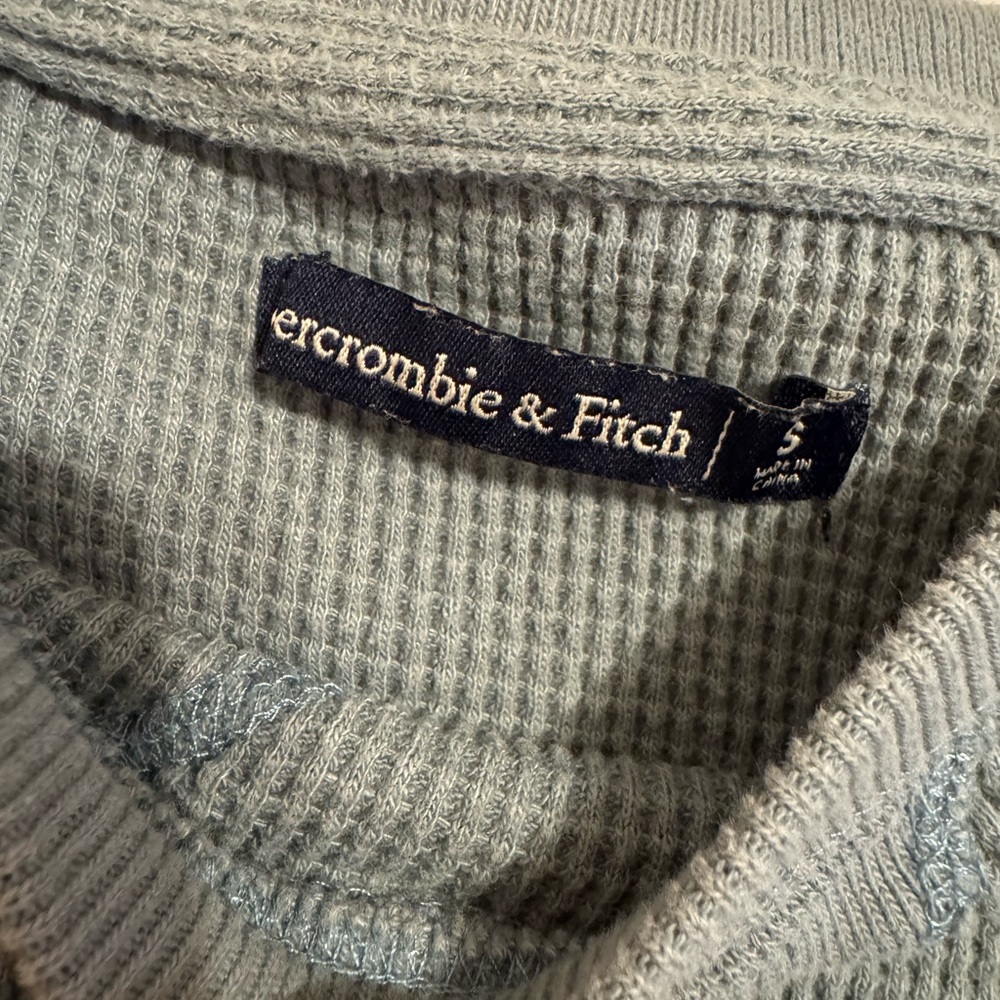 Abercrombie & Fitch Green Waffle Knit Sweater - Picture 2 of 2
